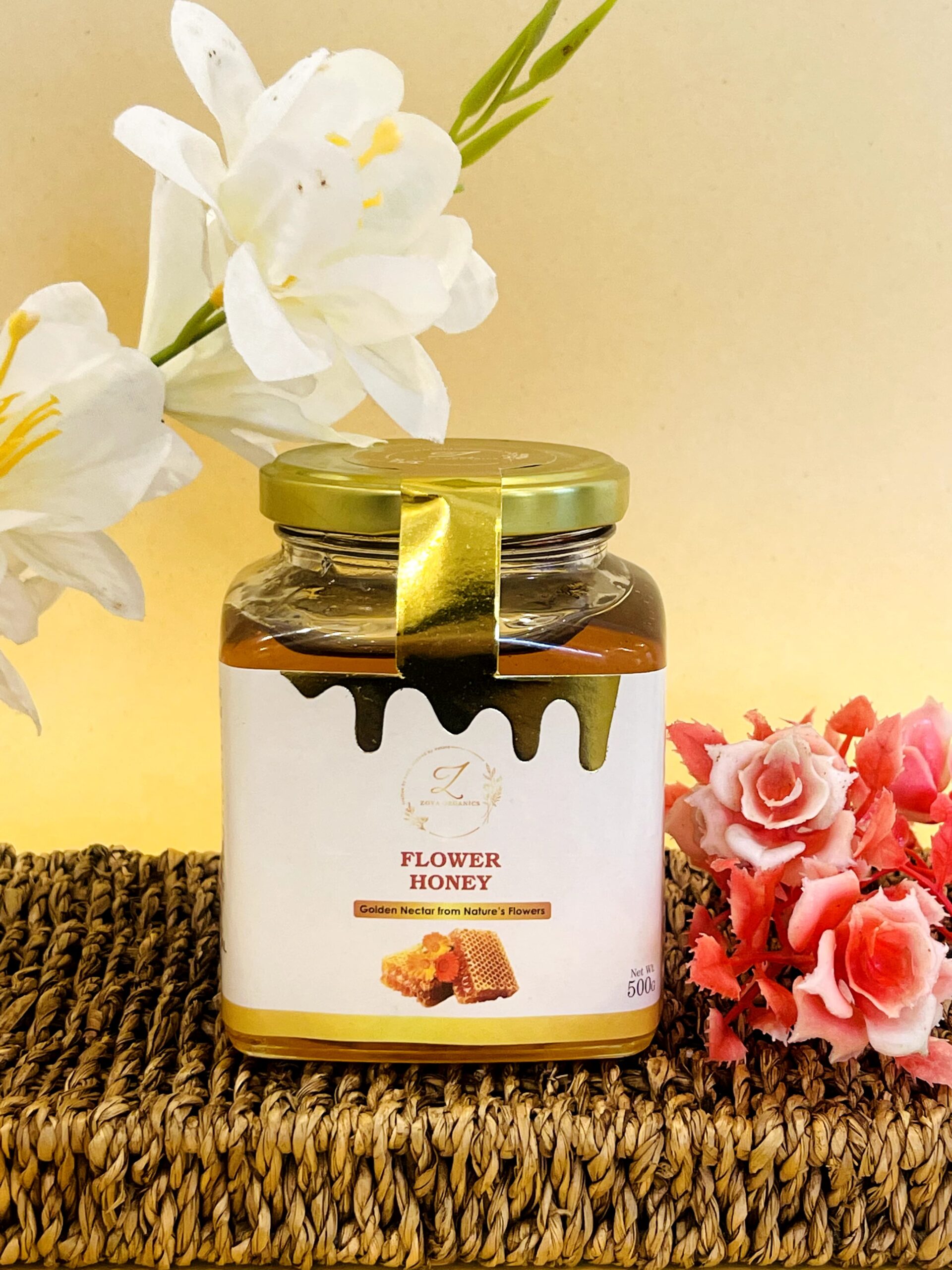 Flower Honey by Zoya Organics – Pure, Natural & Organic Pure flower honey by Zoya Organics – 100% natural and organic honey from wild blossoms in Pakistan.